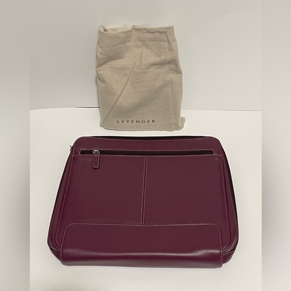 LEVENGER LAPTOP CASE - Picture 1 of 5
